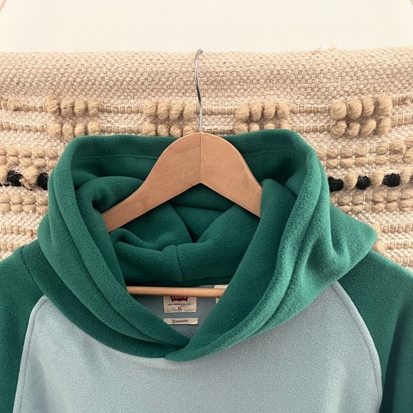 LEVIS | Pull Over Hoodie Fleece Sweater - Picture 4 of 12